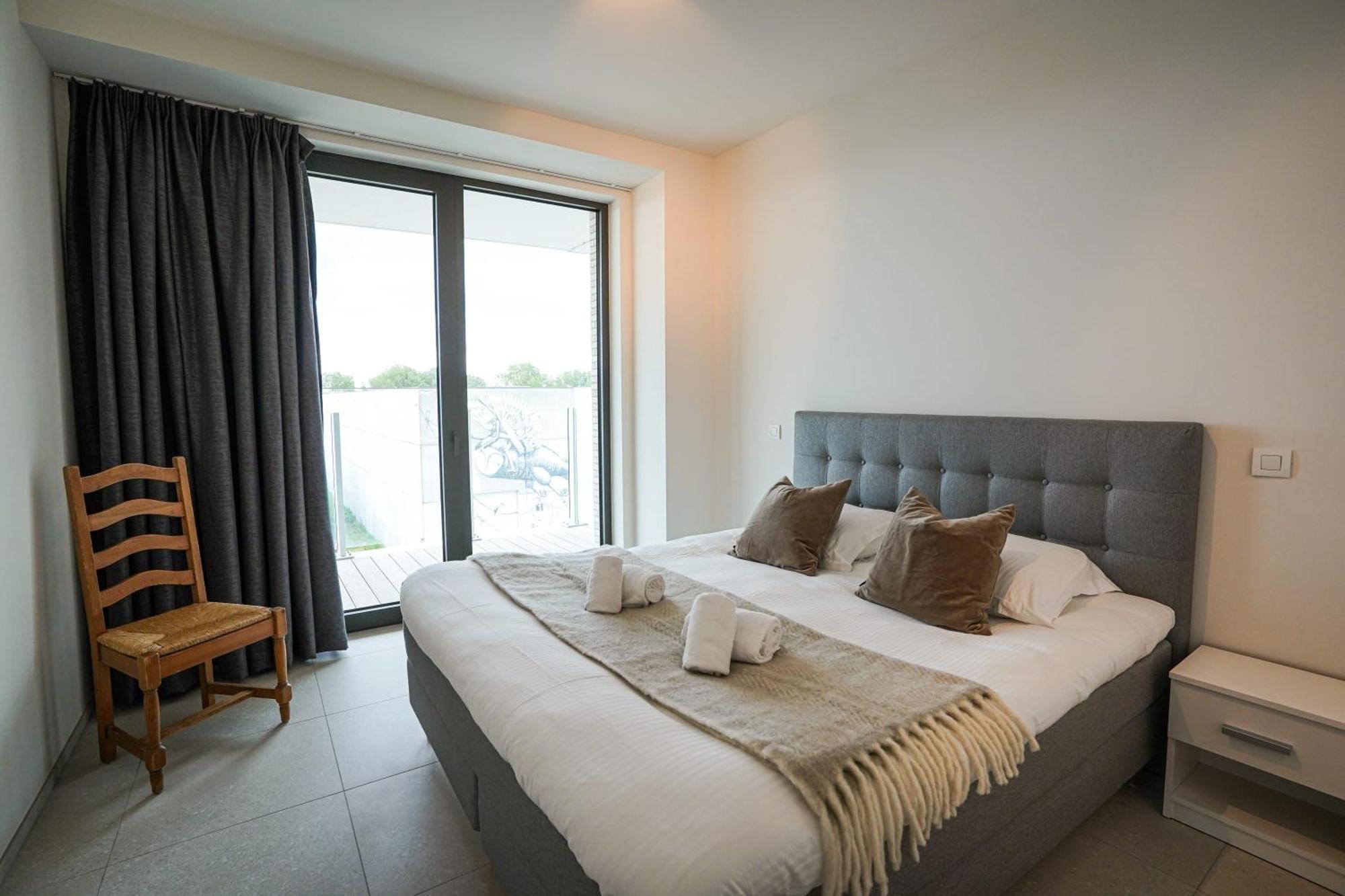 Huswell - Beautiful Apartment With Communal Pool And Gym Ostenda Esterno foto